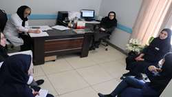 انجام بازدید مدیریتی ایمنی بیمار در واحد لیزر با حضور مدیر بیمارستان
