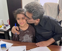 تأکید دکتر عمادی بر فوریت درمان سوختگی‌ها و جوشگاه‌های گسترده کودکان؛ آمادگی بیمارستان رازی برای ارائه خدمات تخصصی پوست و جراحی ترمیمی